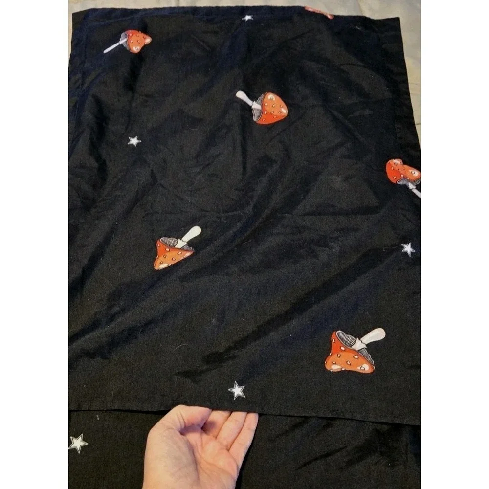 Mushroom Star Pillowcase Black Polyester Cottagecore Fairycore Bedding Cute